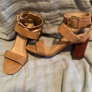 Vionic Tan Suede Block Heel Sandals